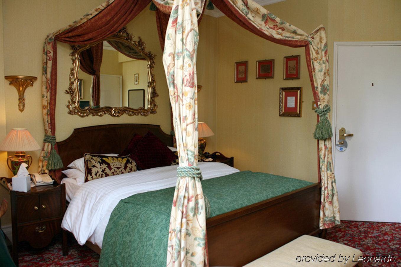 Hotel The Riverside 4*